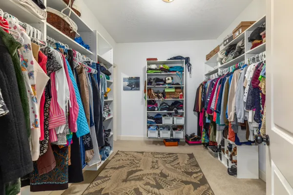 $549,900 | 2921 Woodridge Circle Northeast, Unit 43, Grand Rapids, MI 49525