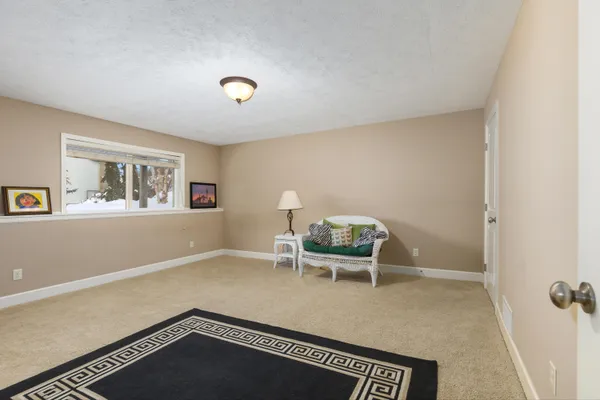 $549,900 | 2921 Woodridge Circle Northeast, Unit 43, Grand Rapids, MI 49525