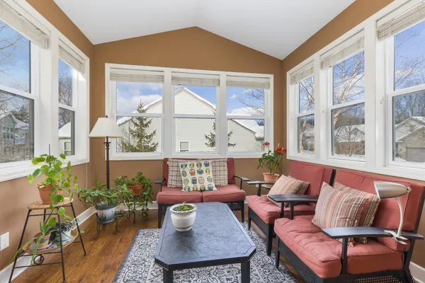 $549,900 | 2921 Woodridge Circle Northeast, Unit 43, Grand Rapids, MI 49525