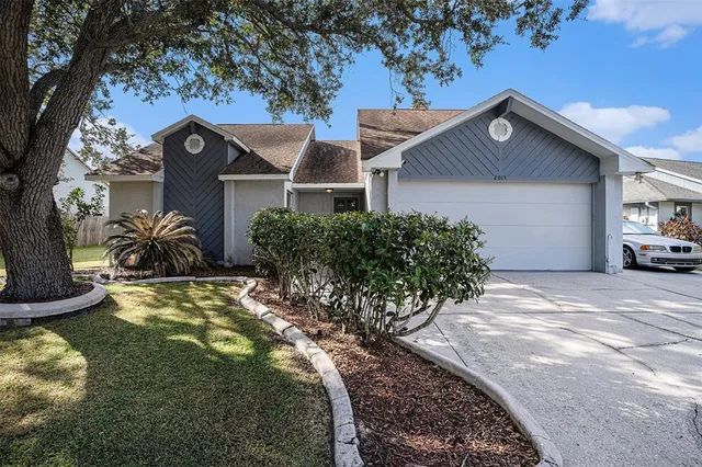$355,000 | 2013 Shadow Pine Drive, Brandon, FL 33511