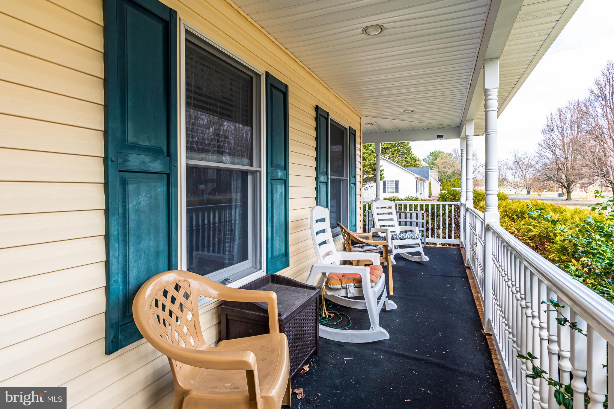 24604 Peterkins Road Georgetown, DE 19947 - Photo 4 of 49 Front Porch