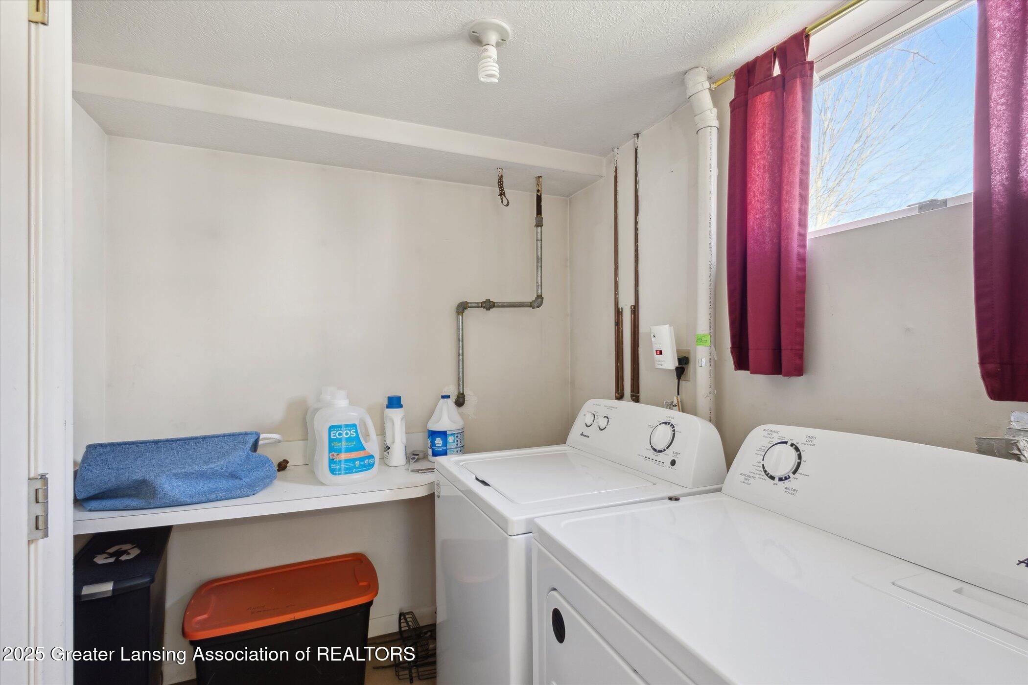 954 Delridge Road East Lansing, MI 48823 - Photo 30 of 36 31-954-Delridge-Rd-East-Lansing-MI-48823
