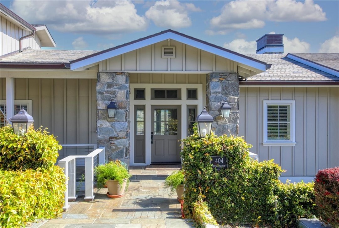 404 Huntington Road Cambria, CA 93428 - Photo 4 of 72