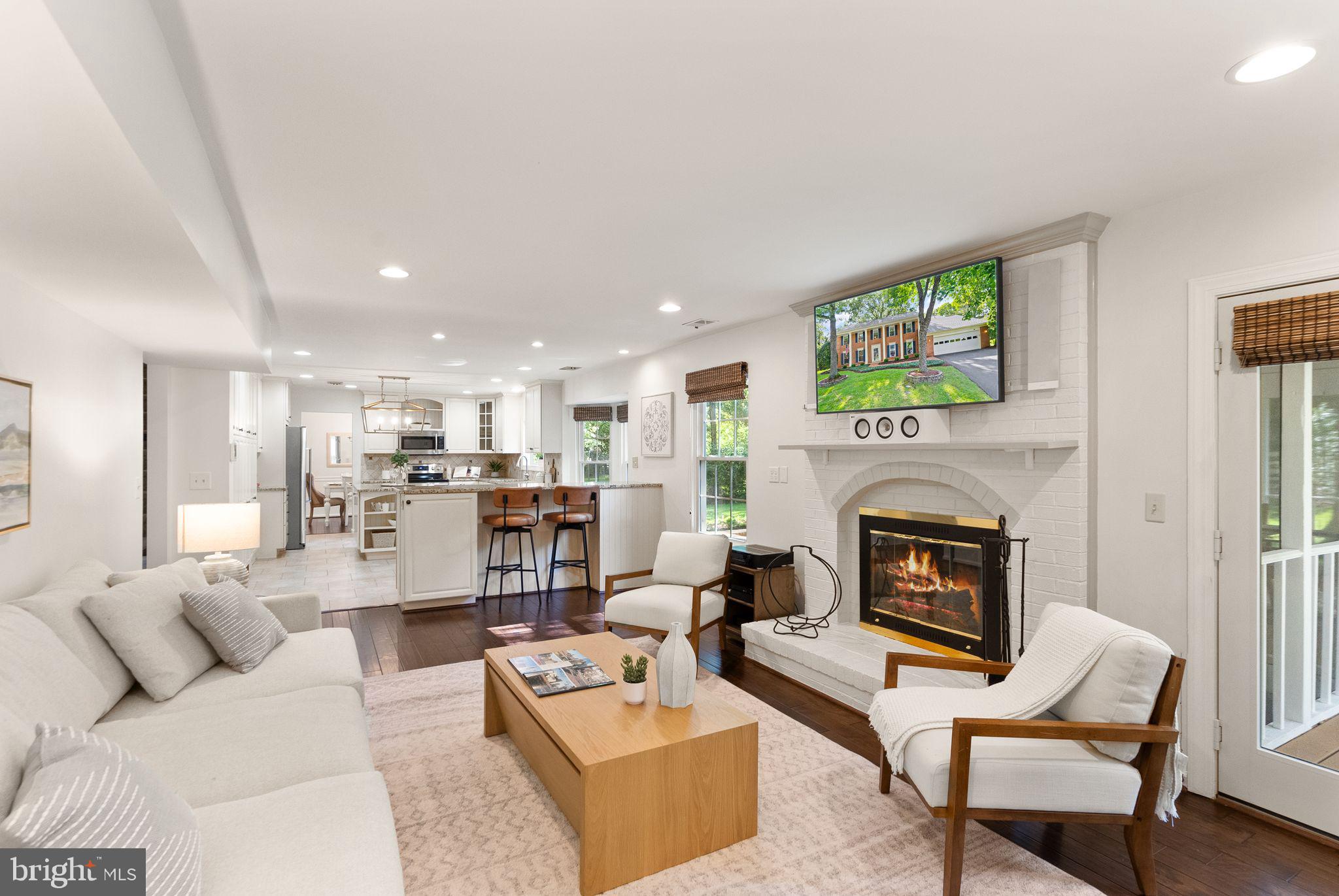 18 Moss Road Sterling, VA 20165 - Photo 16 of 62