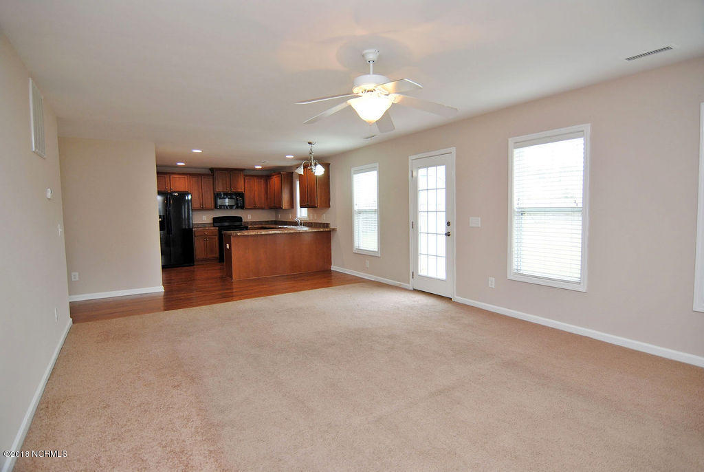 1257 South Brook Road Winnabow, NC 28479 - Photo 8 of 24 Great Room