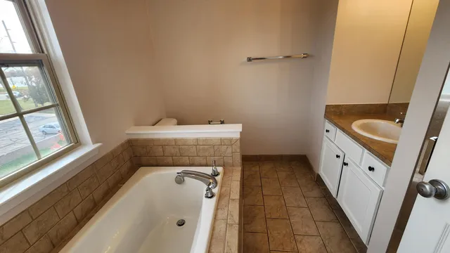 $2,750 | 1574 Kessler Avenue, Keego Harbor, MI 48320