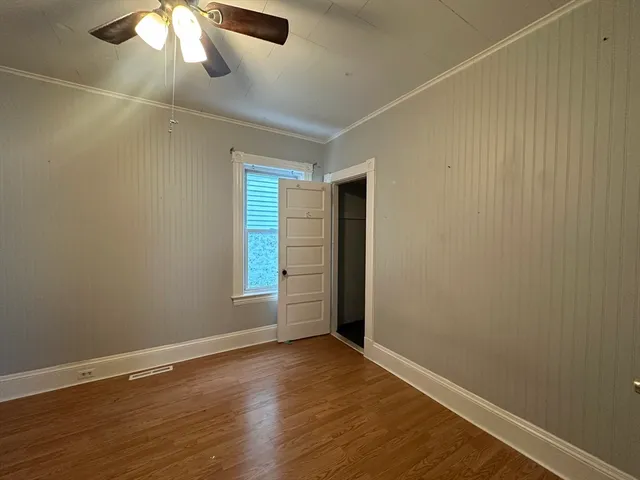 $2,500 | 201 University Avenue, Unit 1, Lowell, MA 01854