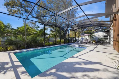 $1,895,000 | 639 43rd Avenue North, St. Petersburg, FL 33703