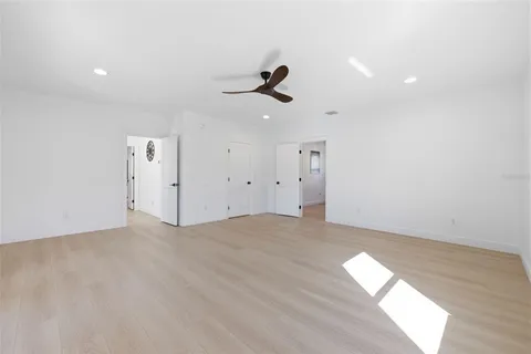 $1,895,000 | 639 43rd Avenue North, St. Petersburg, FL 33703