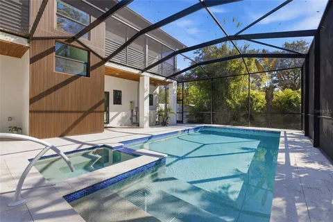 $1,895,000 | 639 43rd Avenue North, St. Petersburg, FL 33703