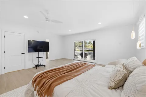 $1,895,000 | 639 43rd Avenue North, St. Petersburg, FL 33703