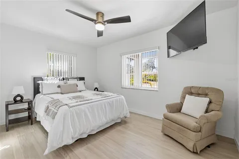 $1,995,000 | 639 43rd Avenue North, St. Petersburg, FL 33703