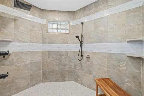 $1,995,000 | 639 43rd Avenue North, St. Petersburg, FL 33703