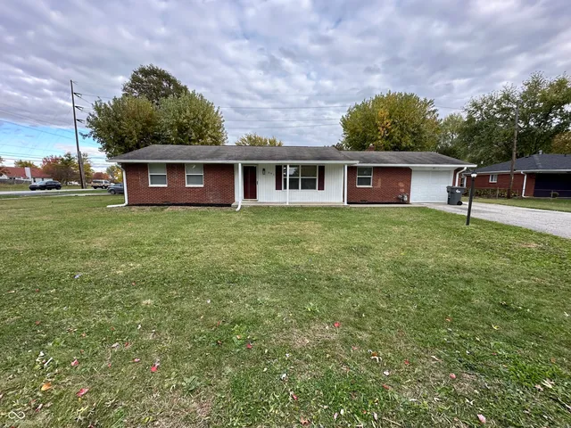 $194,900 | 991 Hugo Street, Indianapolis, IN 46229