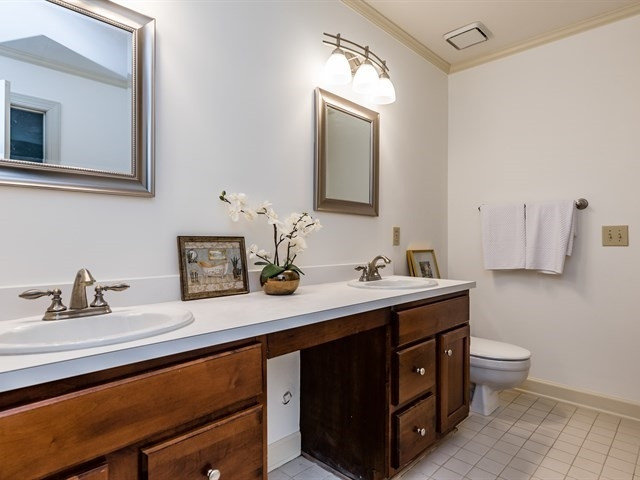 2013 Treverton Place Raleigh, NC 27609 - Photo 18 of 24 Photo 18