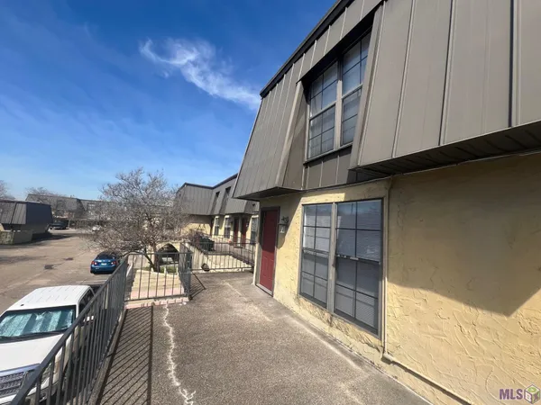 $1,195 | 10286 West Winston Avenue, Unit 15, Baton Rouge, LA 70809