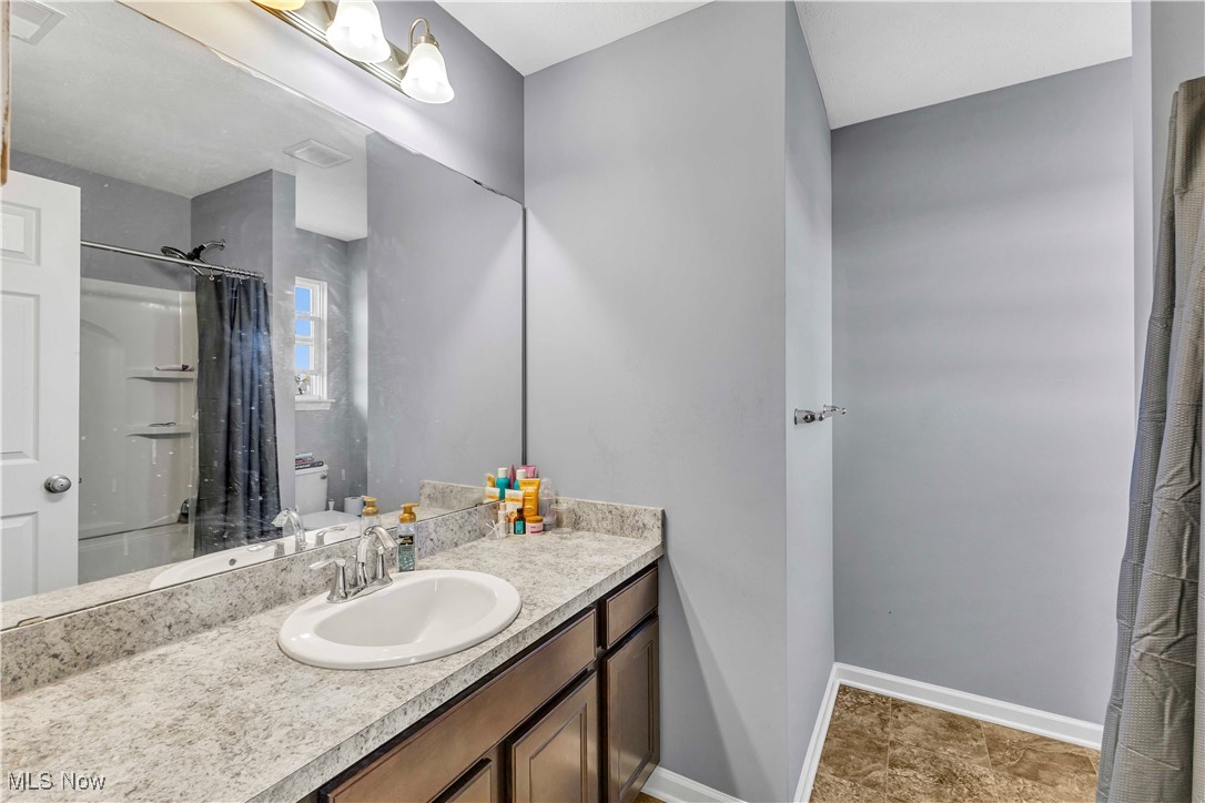 6621 Talon Way North Ridgeville, OH 44039 - Photo 15 of 32