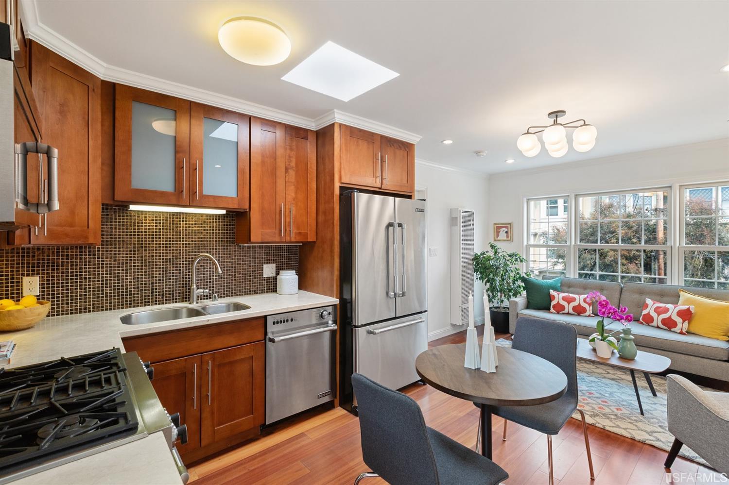 675 Cole Street, Unit 8 San Francisco, CA 94117 - Photo 3 of 23