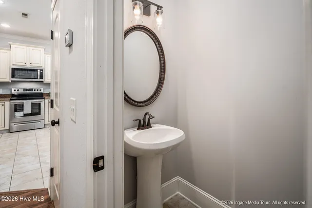 $275,000 | 2324 Dovedale Drive, Unit B, Greenville, NC 27834