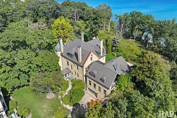 $3,800,000 | 34 Logan Loop, Highland Park, IL 60035
