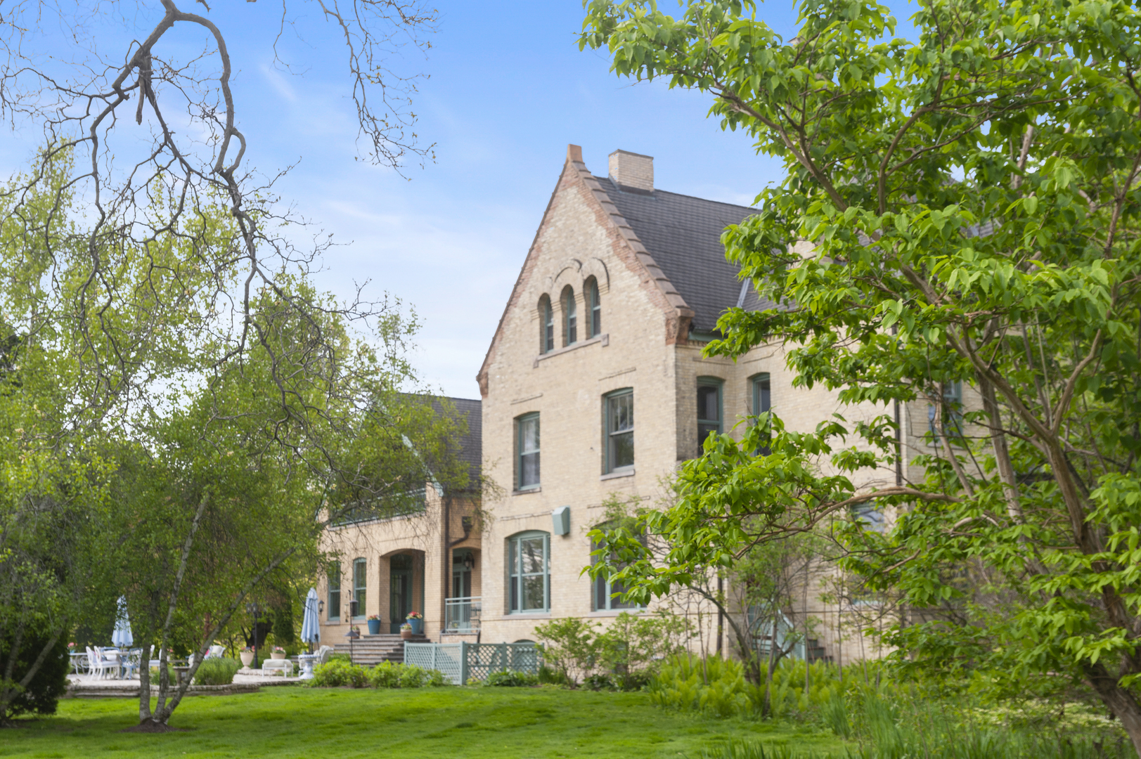 34 Logan Loop Highland Park, IL 60035 - Photo 49 of 61