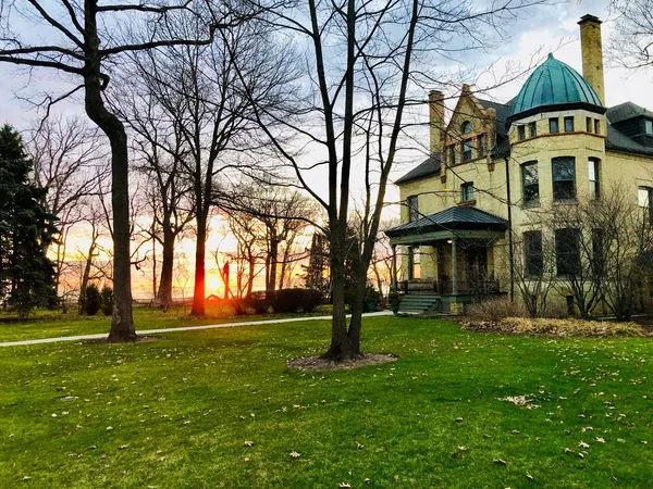 $3,800,000 | 34 Logan Loop, Highland Park, IL 60035