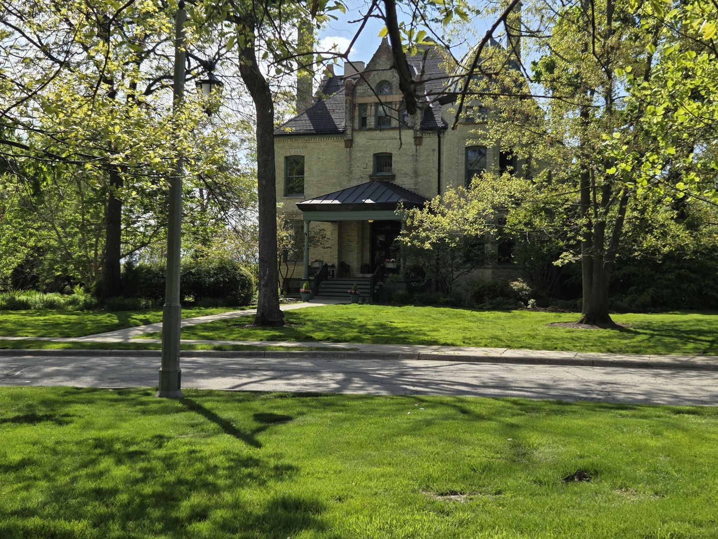 34 Logan Loop Highland Park, IL 60035 - Photo 56 of 61