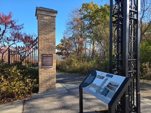 $3,800,000 | 34 Logan Loop, Highland Park, IL 60035