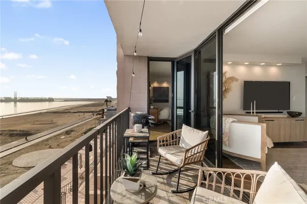 $4,850 | 1750 East Ocean Boulevard, Unit 209, Long Beach, CA 90802