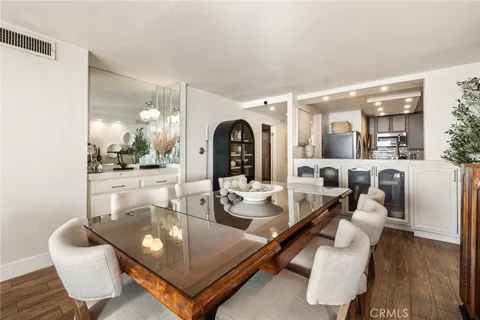 $4,850 | 1750 East Ocean Boulevard, Unit 209, Long Beach, CA 90802