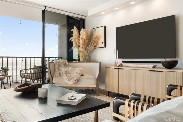 $4,850 | 1750 East Ocean Boulevard, Unit 209, Long Beach, CA 90802
