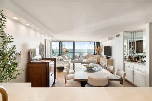 $4,850 | 1750 East Ocean Boulevard, Unit 209, Long Beach, CA 90802