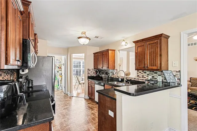 $328,000 | 70 Feldspar Drive, Jefferson, GA 30549