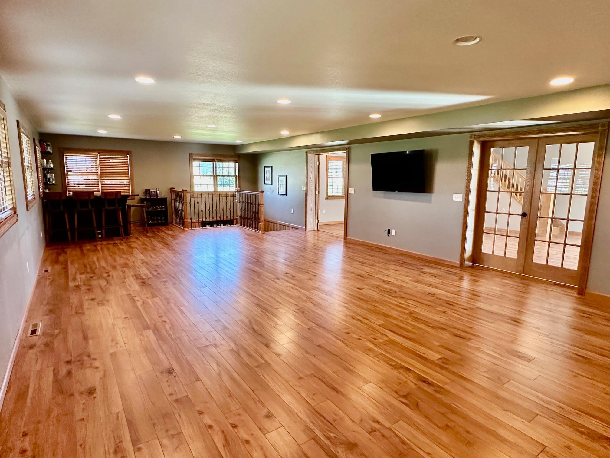 310 7th Street Southwest Roseau, MN 56751 - Photo 18 of 37