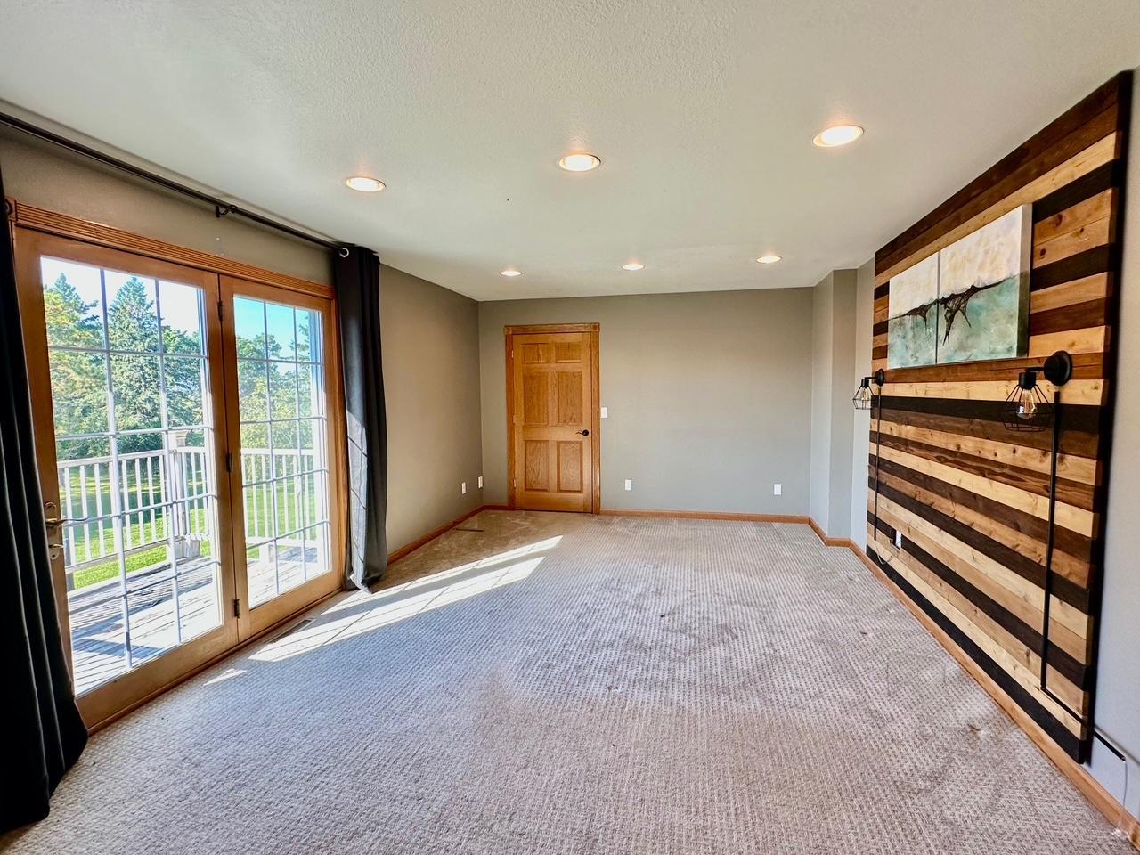 310 7th Street Southwest Roseau, MN 56751 - Photo 27 of 42