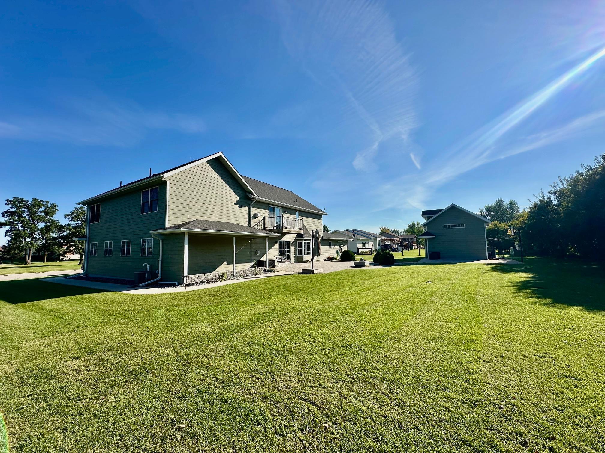 310 7th Street Southwest Roseau, MN 56751 - Photo 7 of 37