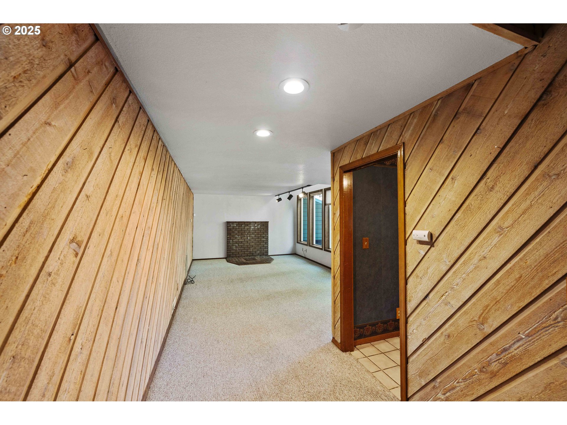 1845 Oak Street North Bend, OR 97459 - Photo 12 of 40