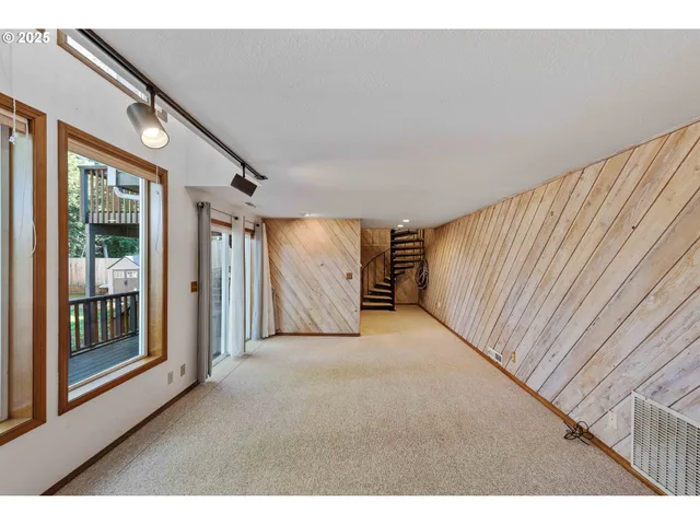 $500,000 | 1845 Oak Street, North Bend, OR 97459