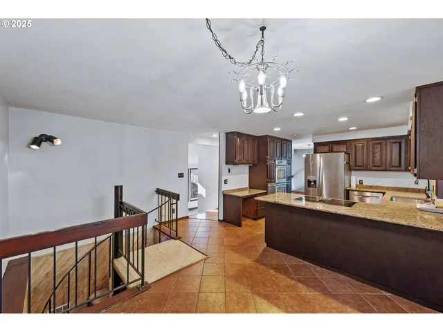 $500,000 | 1845 Oak Street, North Bend, OR 97459