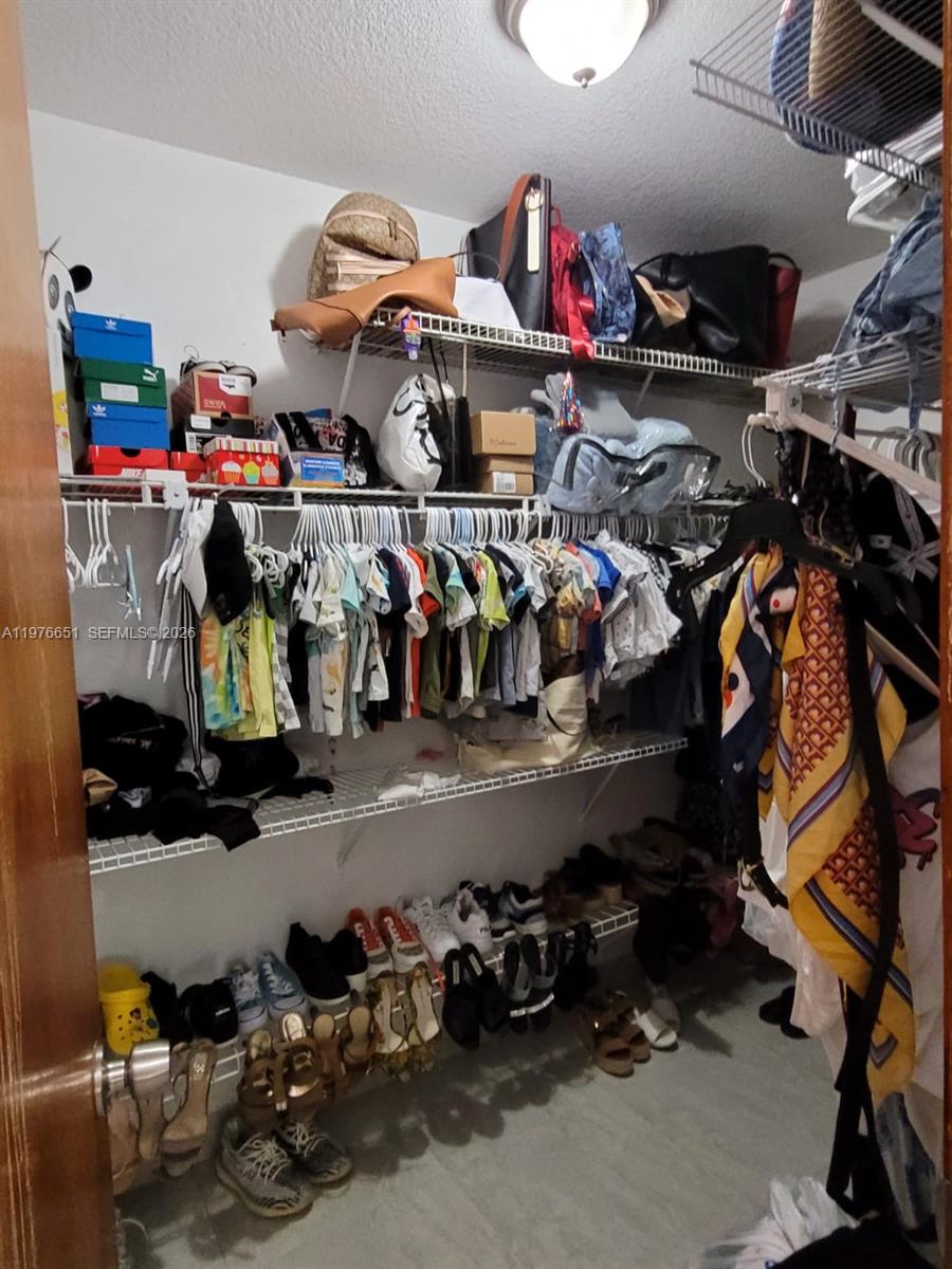 10932 Southwest 25th Street Miami, FL 33165 - Photo 15 of 20