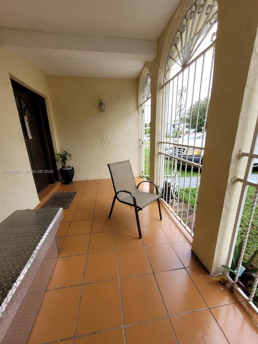 10932 Southwest 25th Street Miami, FL 33165 - Photo 2 of 20