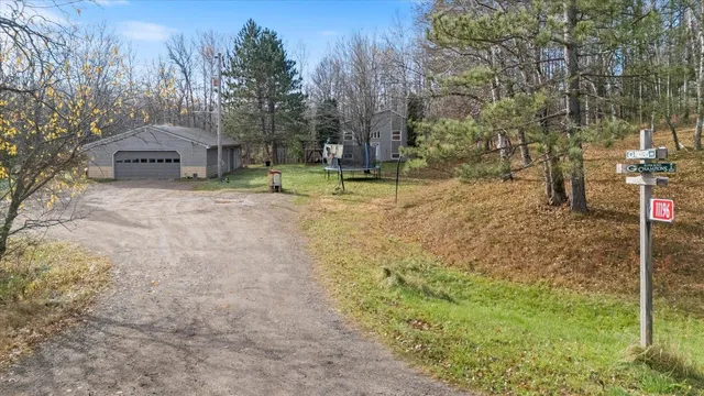 $299,900 | 11196 Dupont Road, Hibbing, MN 55746