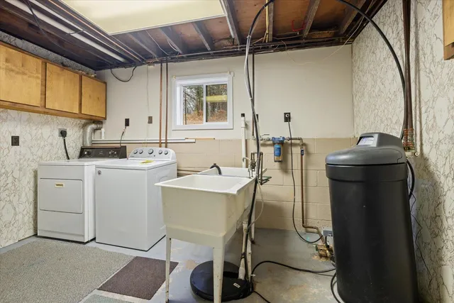 $299,900 | 11196 Dupont Road, Hibbing, MN 55746