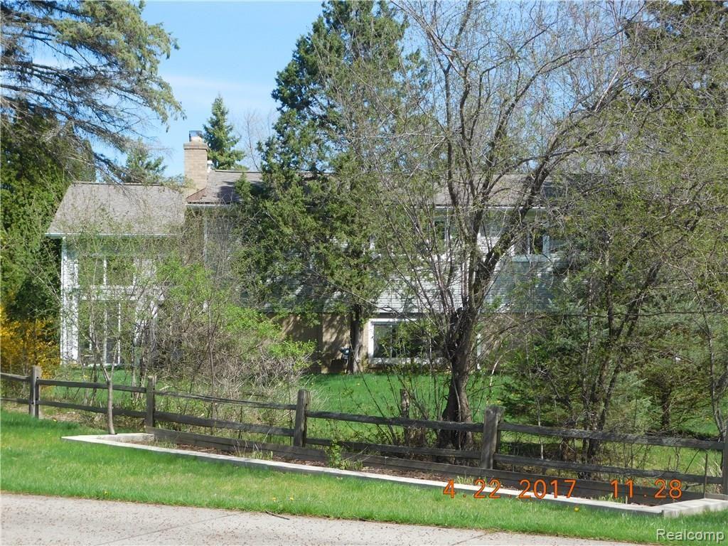 4290 Wendell Road West Bloomfield, MI 48323 - Photo 10 of 50
