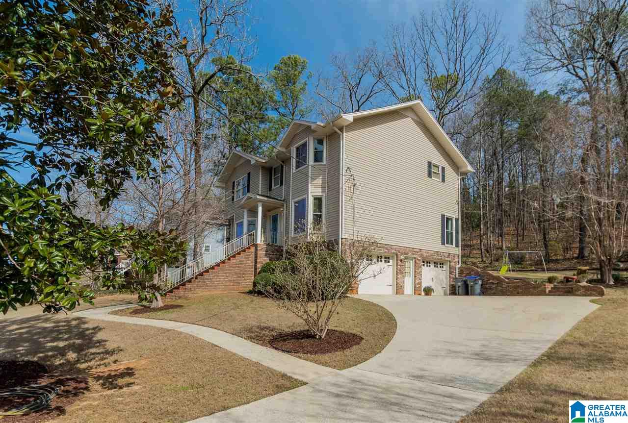 1034 Independence Court Alabaster, AL 35007 - Photo 3 of 45
