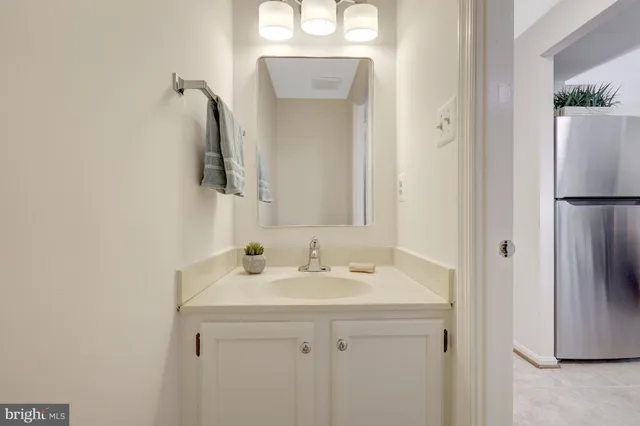 $545,000 | 11200 Silentwood Lane, Reston, VA 20191