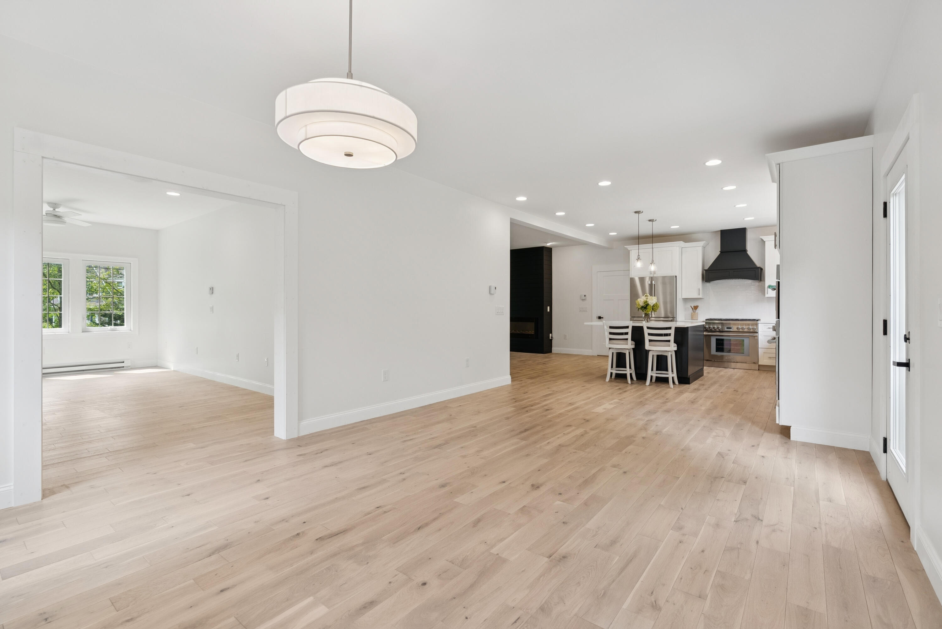 28 Riverlocks Road Kennebunk, ME 04043 - Photo 18 of 86 Dining Room & Kitchen