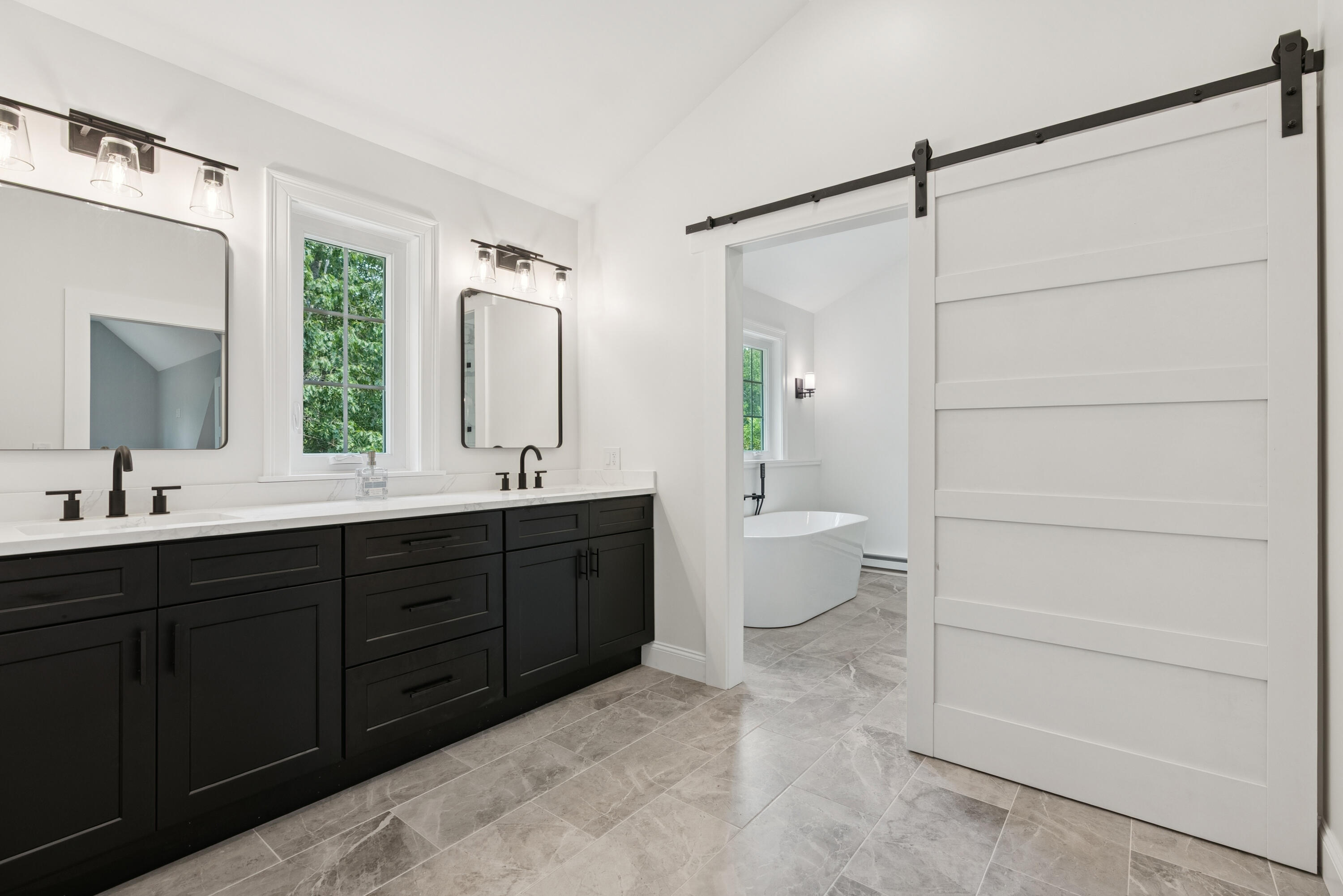 28 Riverlocks Road Kennebunk, ME 04043 - Photo 45 of 86 Primary Bathroom