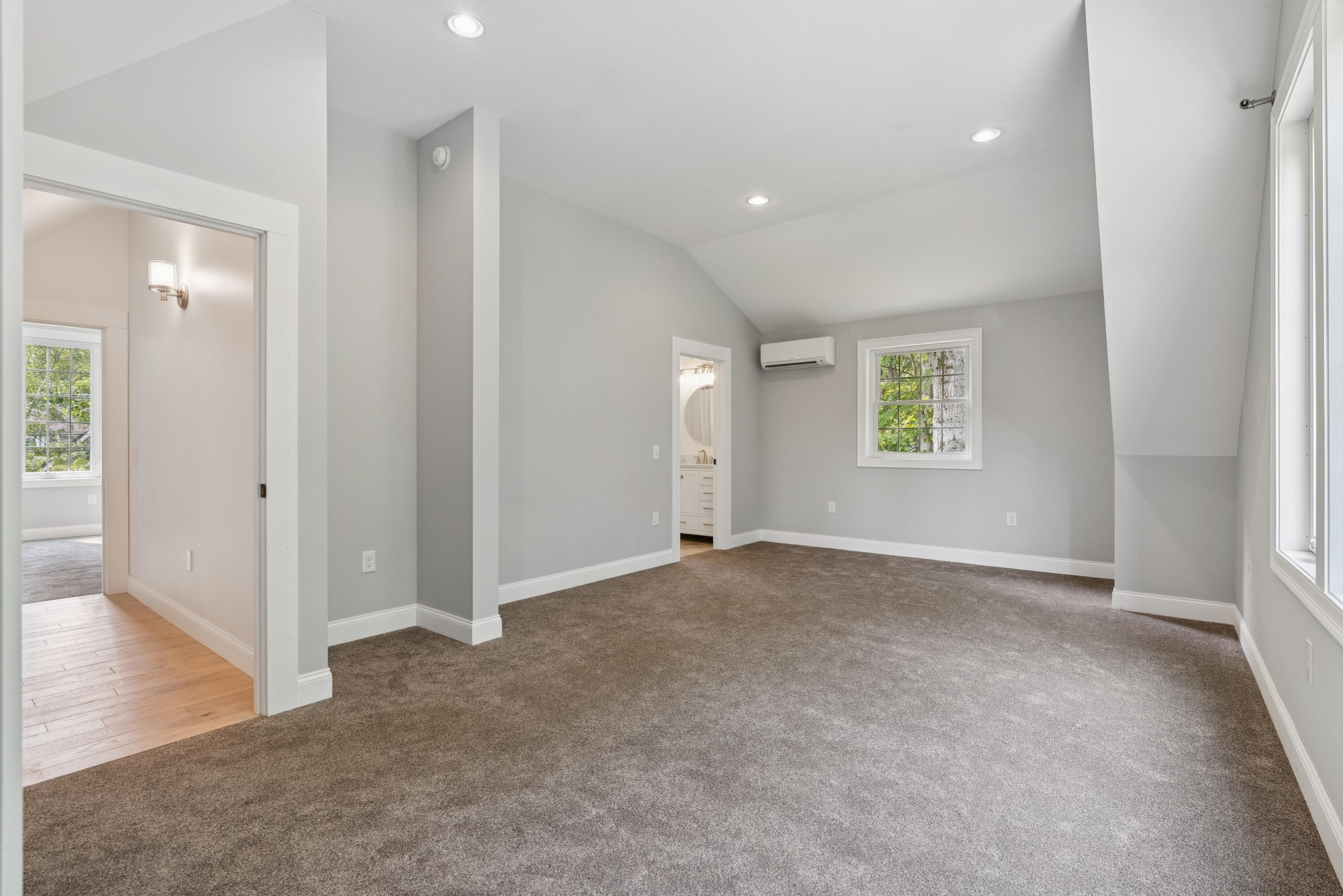 28 Riverlocks Road Kennebunk, ME 04043 - Photo 54 of 86 Bedroom