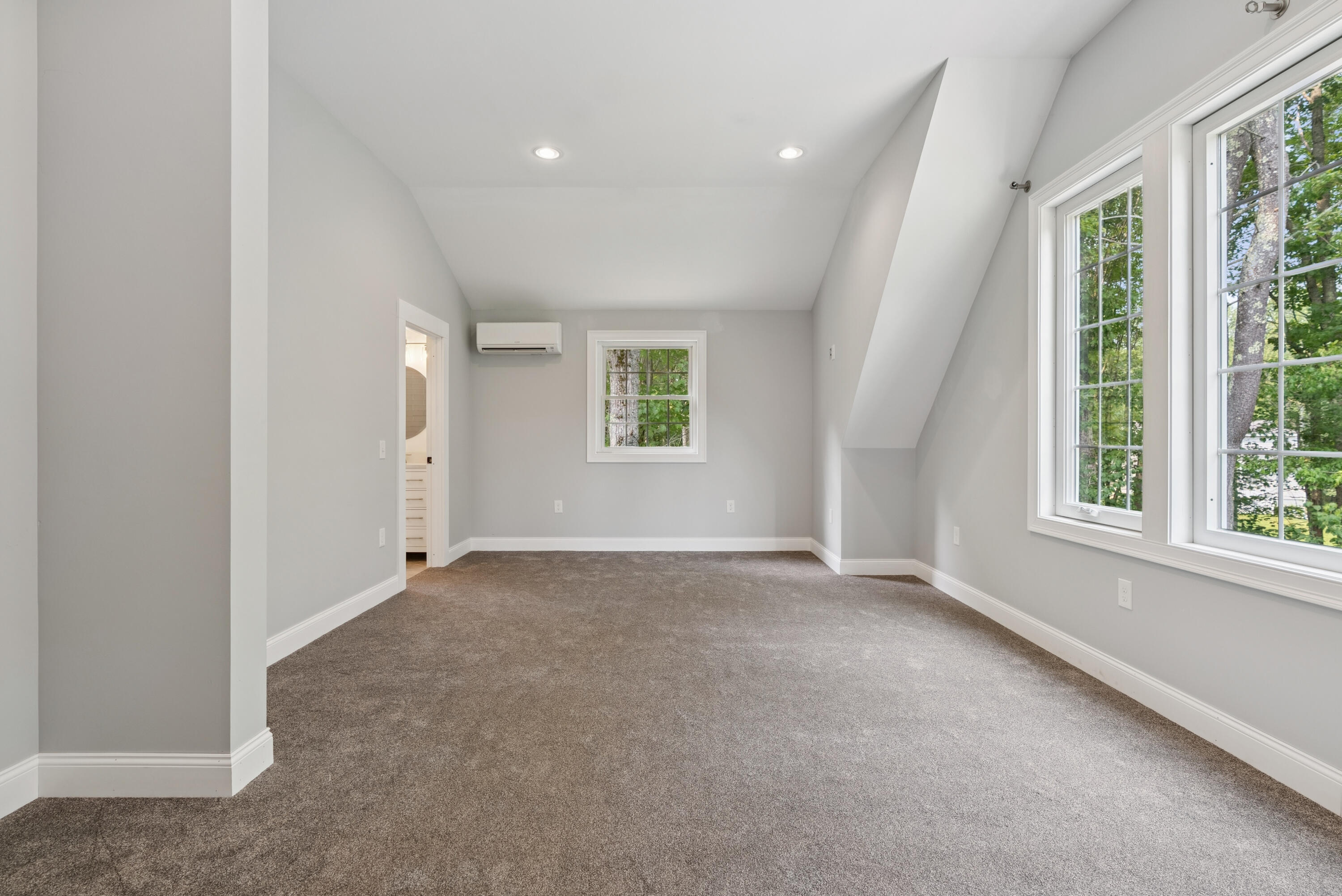 28 Riverlocks Road Kennebunk, ME 04043 - Photo 55 of 86 Bedroom